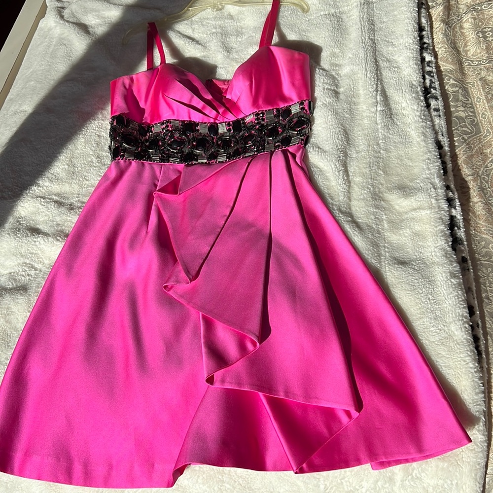 Jovani pink short formal dress Size:4
